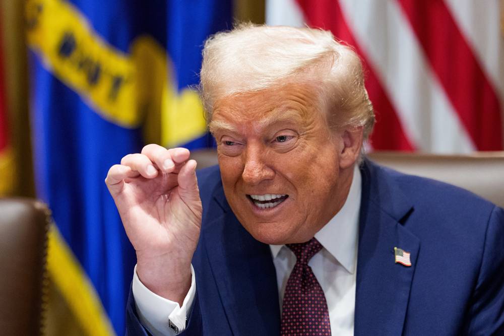 ABD’nin, Rus petrolü ithal eden Hindistan’a ilave yüzde 25 gümrük vergisi yürürlüğe girdi