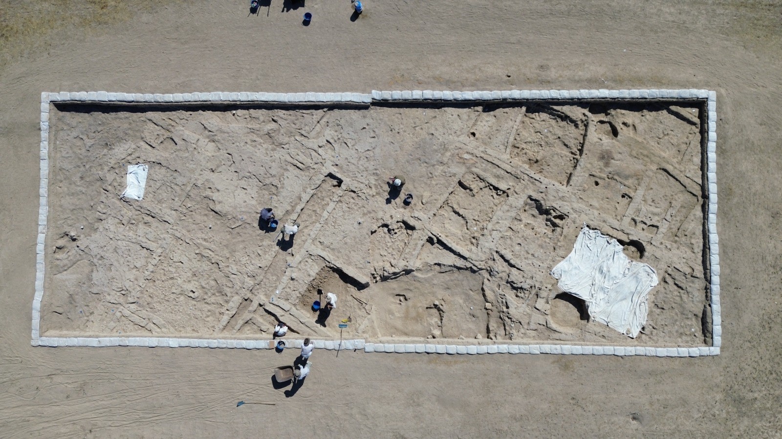 Karaman’da yaklaşık 10 bin yıllık sokak bulundu
