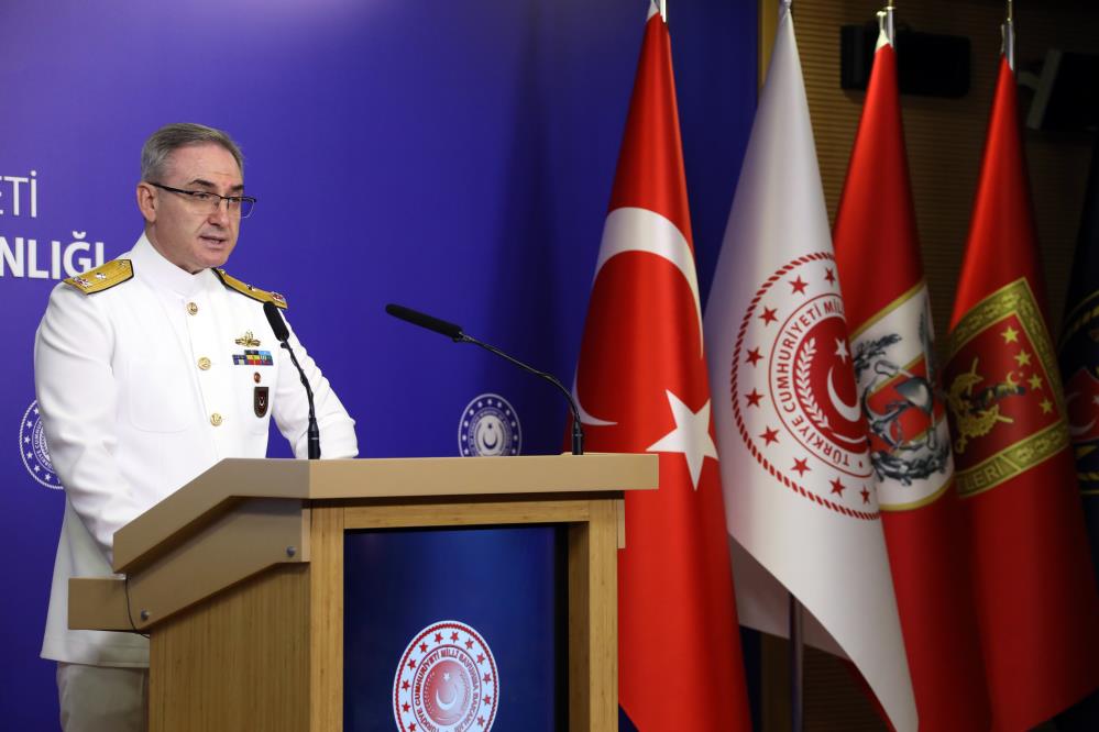 MSB Kaynakları: “Harp Okulları Mezuniyet Töreni Cumhurbaşkanımızın yurt dışına seyahati nedeniyle ortak bir törenle Kara Harp Okulu’nda icra edilecektir”