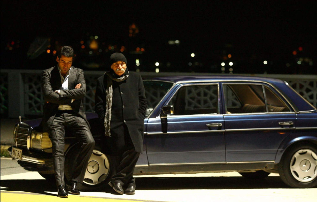 Ezel Dizisi 16 Yaşında: Bir Efsanenin Başlangıcının Üzerinden 16 Yıl Geçti