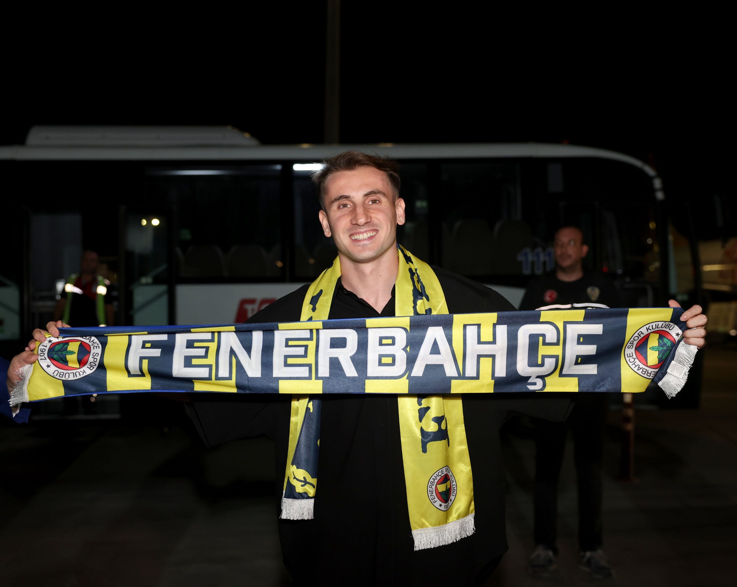 Kerem Aktürkoğlu İstanbul’da: Şampiyonluk İçin Fenerbahçe Yolunda