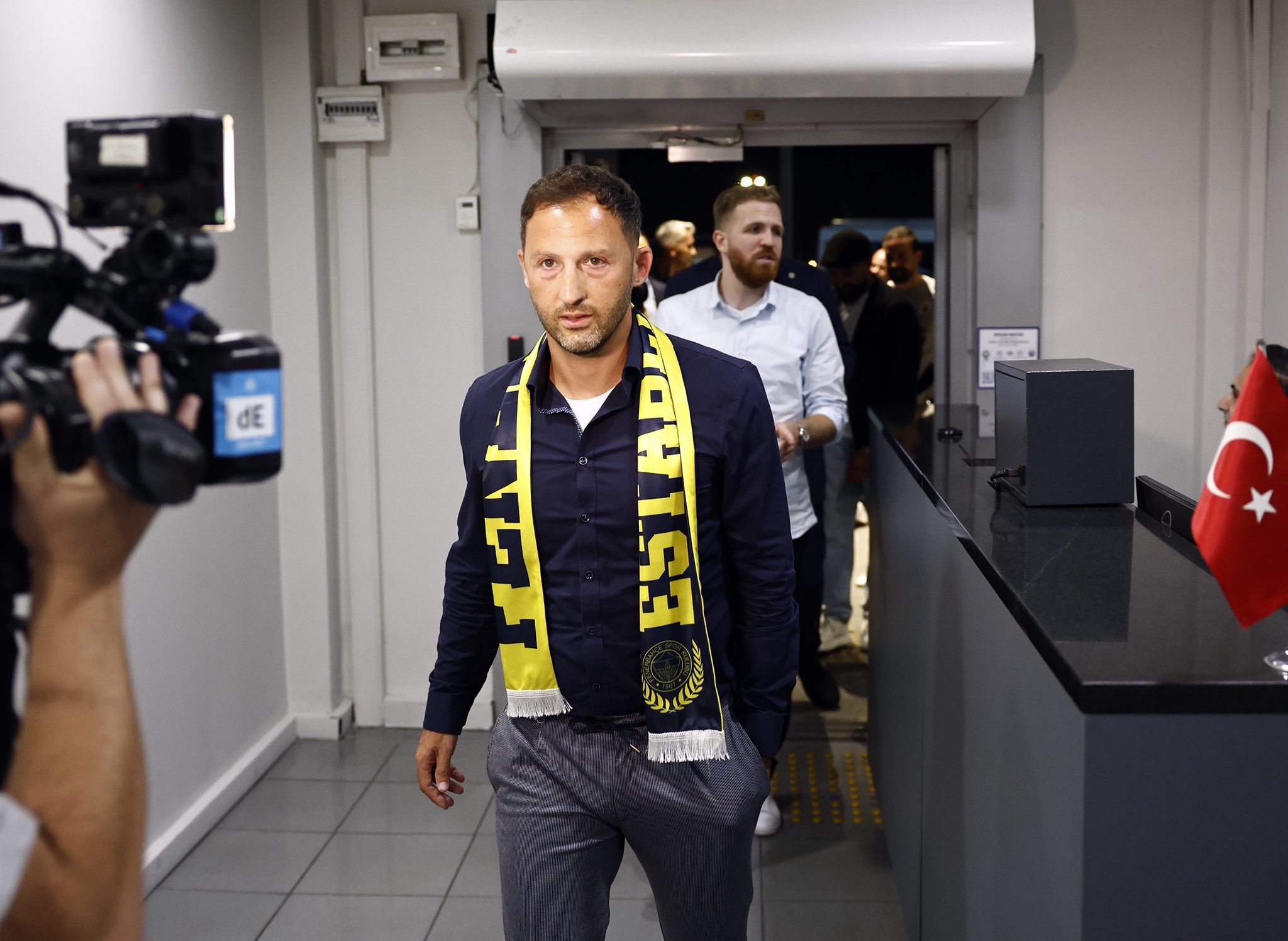Fenerbahçe’nin yeni teknik direktörü belli oldu