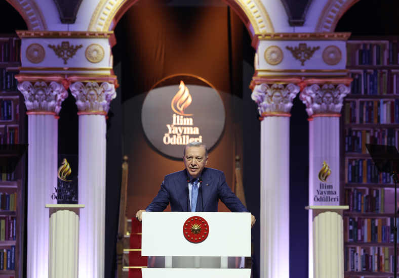 Cumhurbaşkanı Erdoğan: Terörsüz Türkiye Yolunda Sabotajlara Rağmen Kararlılıkla İlerliyoruz