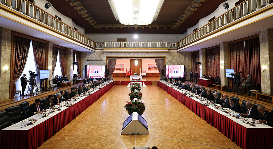 KOMİSYON İMRALI’YA GİDİYOR