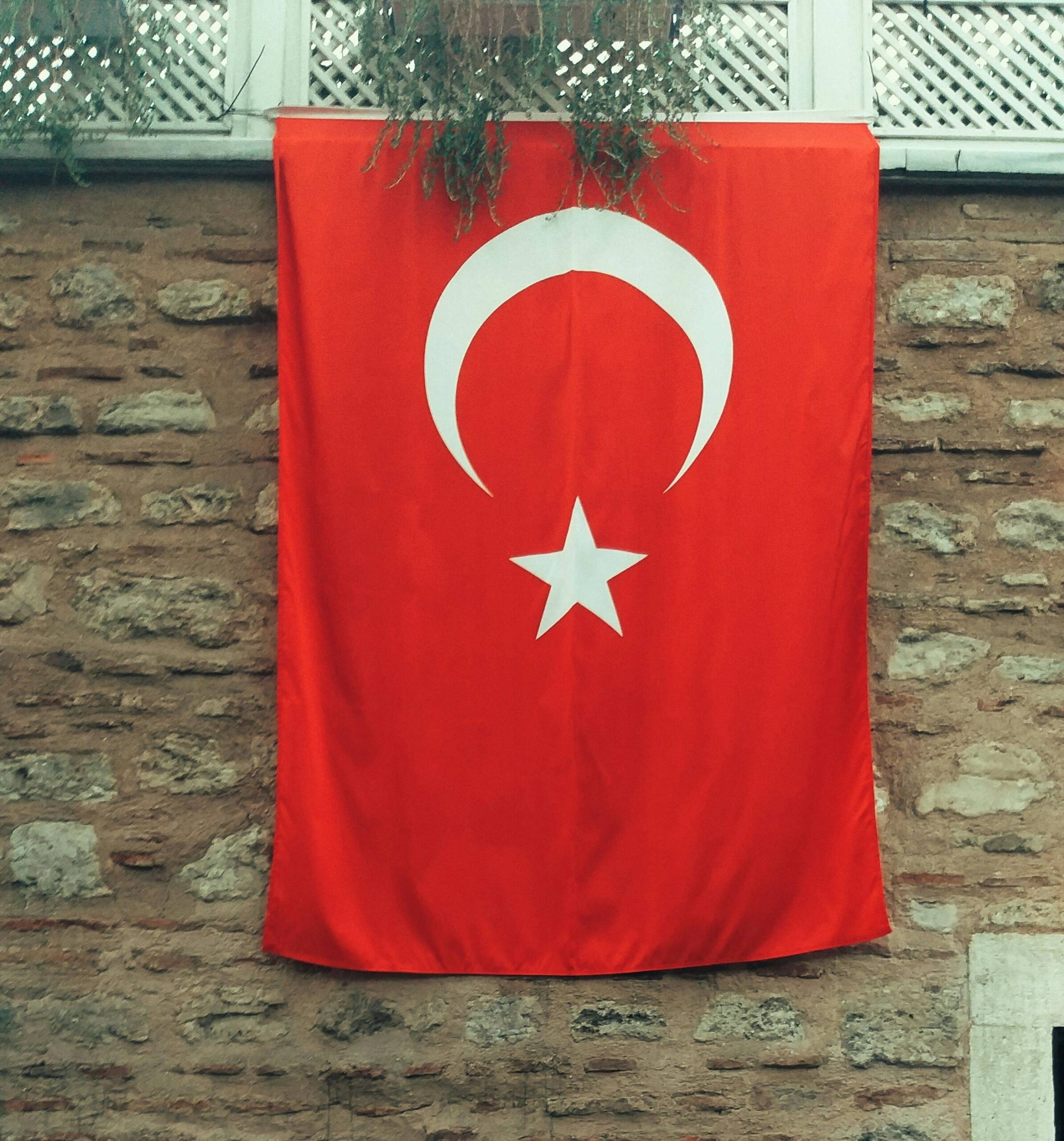 Yalova’da DAEŞ operasyonu: Üç polis şehit