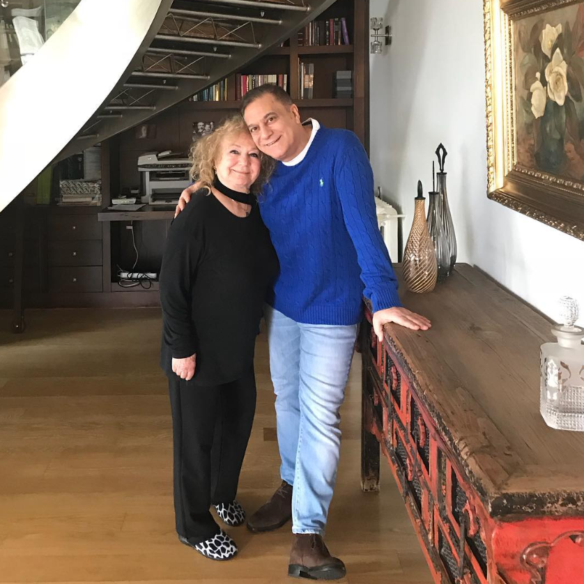 Ünlü Şovmen Mehmet Ali Erbil Acı Haberi Aldı: Yıkıldı