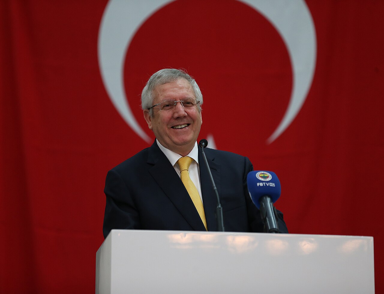 Fenerbahçe’de Seçim Heyecanı: Aziz Yıldırım’ın Ekibi Netleşti